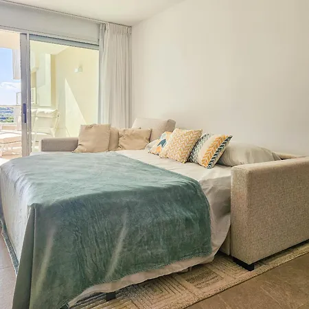 Two Bedroom In Sunny Golf, *