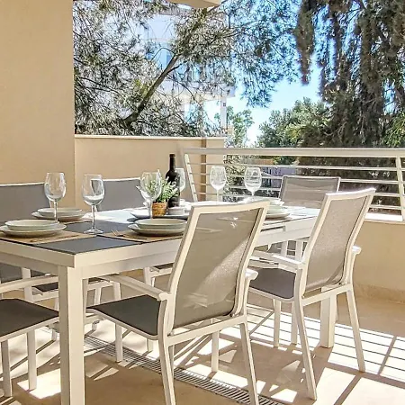 Two Bedroom In Sunny Golf, Apartment