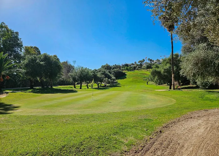 Two Bedroom In Sunny Golf, Apartment *