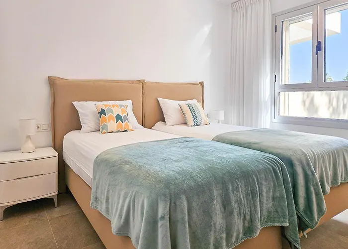 Two Bedroom In Sunny Golf, Apartment *