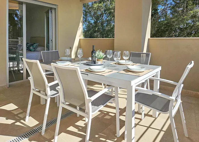 Two Bedroom In Sunny Golf, Apartment Estepona