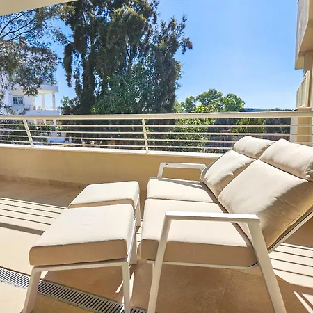 Two Bedroom In Sunny Golf,