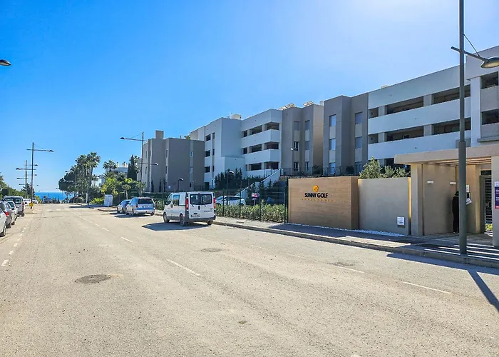 Two Bedroom In Sunny Golf, *