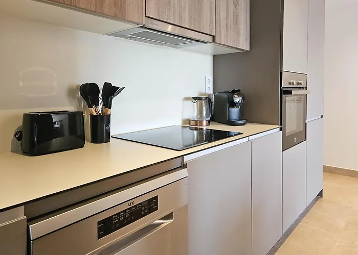 Two Bedroom In Sunny Golf, Estepona